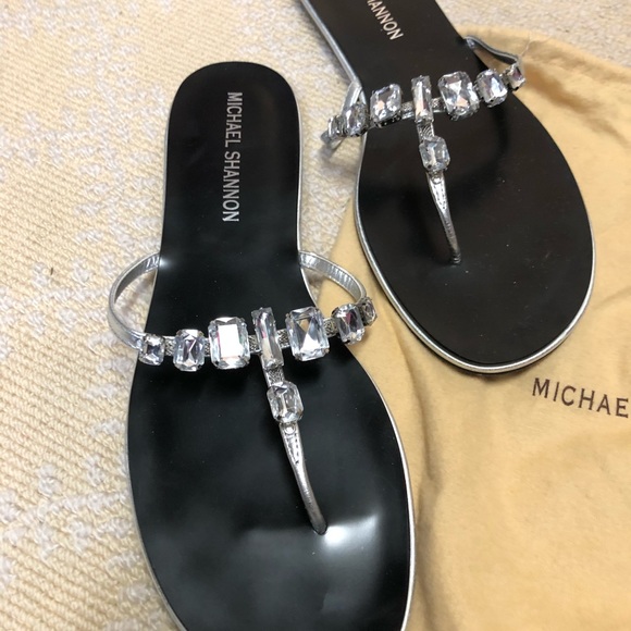 Sandals - Picture 2 of 3